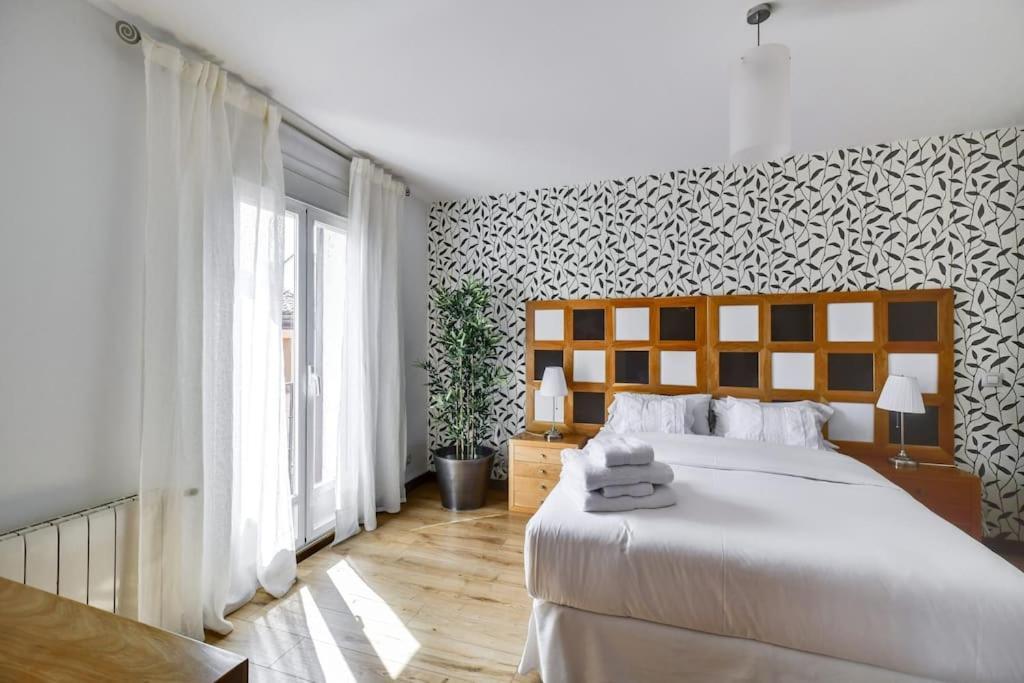 Big Stylish And Modern Apartment In Madrid Centre 外观 照片