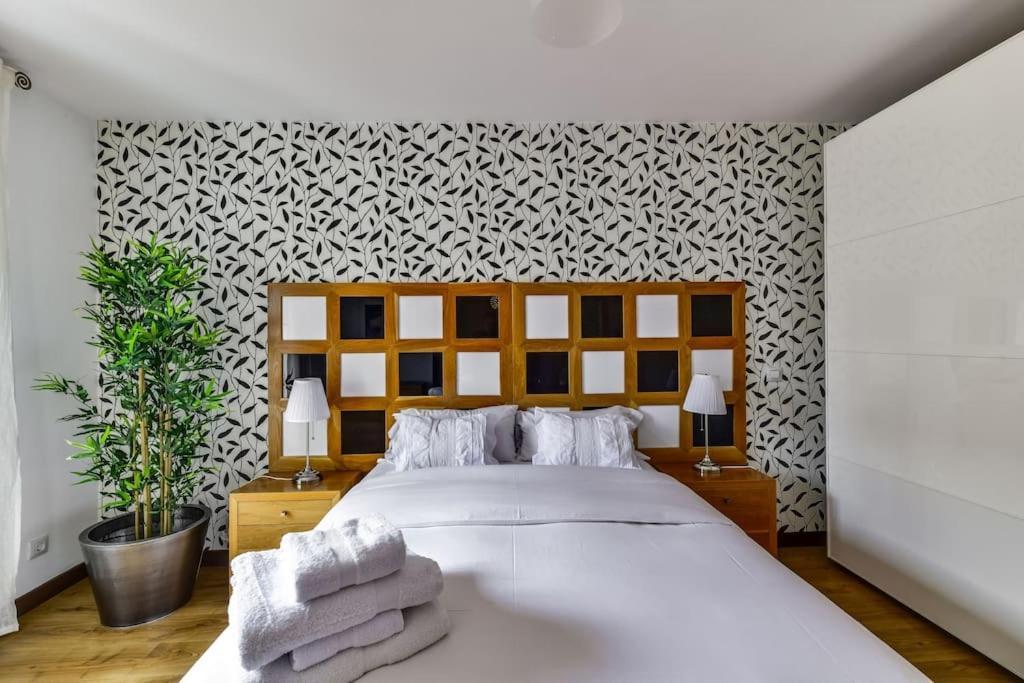 Big Stylish And Modern Apartment In Madrid Centre 外观 照片