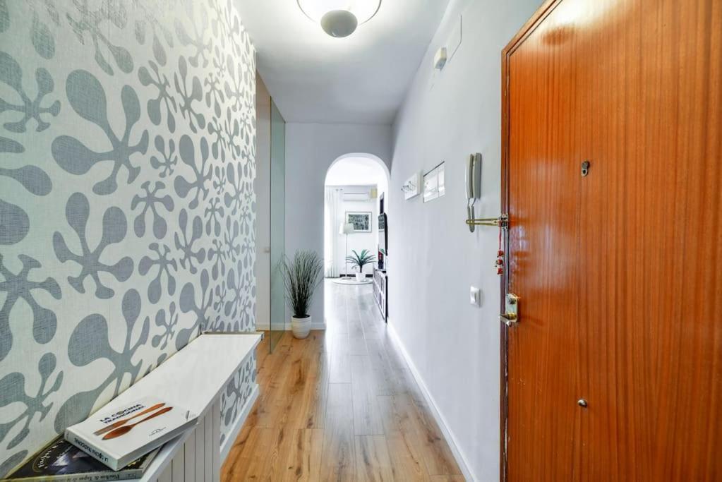 Big Stylish And Modern Apartment In Madrid Centre 外观 照片